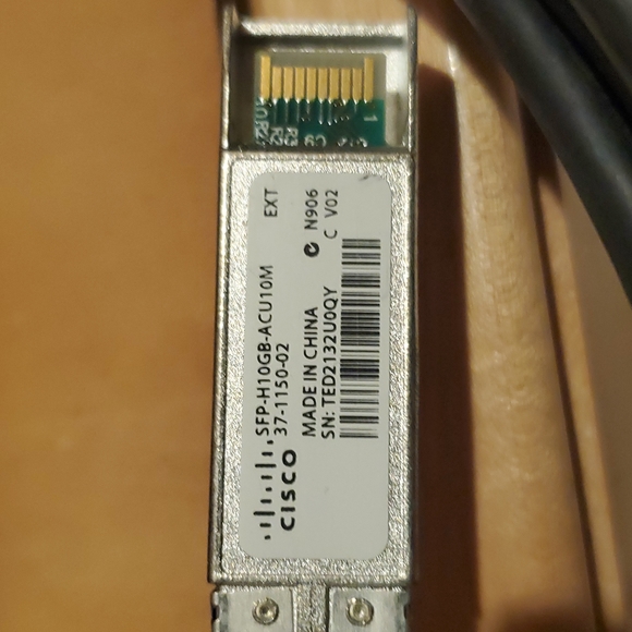 Cisco 10 meter DAC cable (SFP-H10GB-ACU10M) - Picture 2 of 3